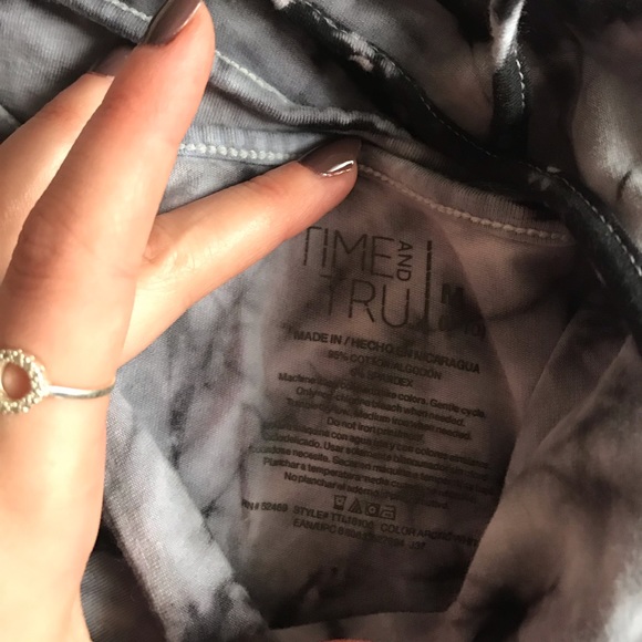 Tie dye tank tops - Picture 2 of 3